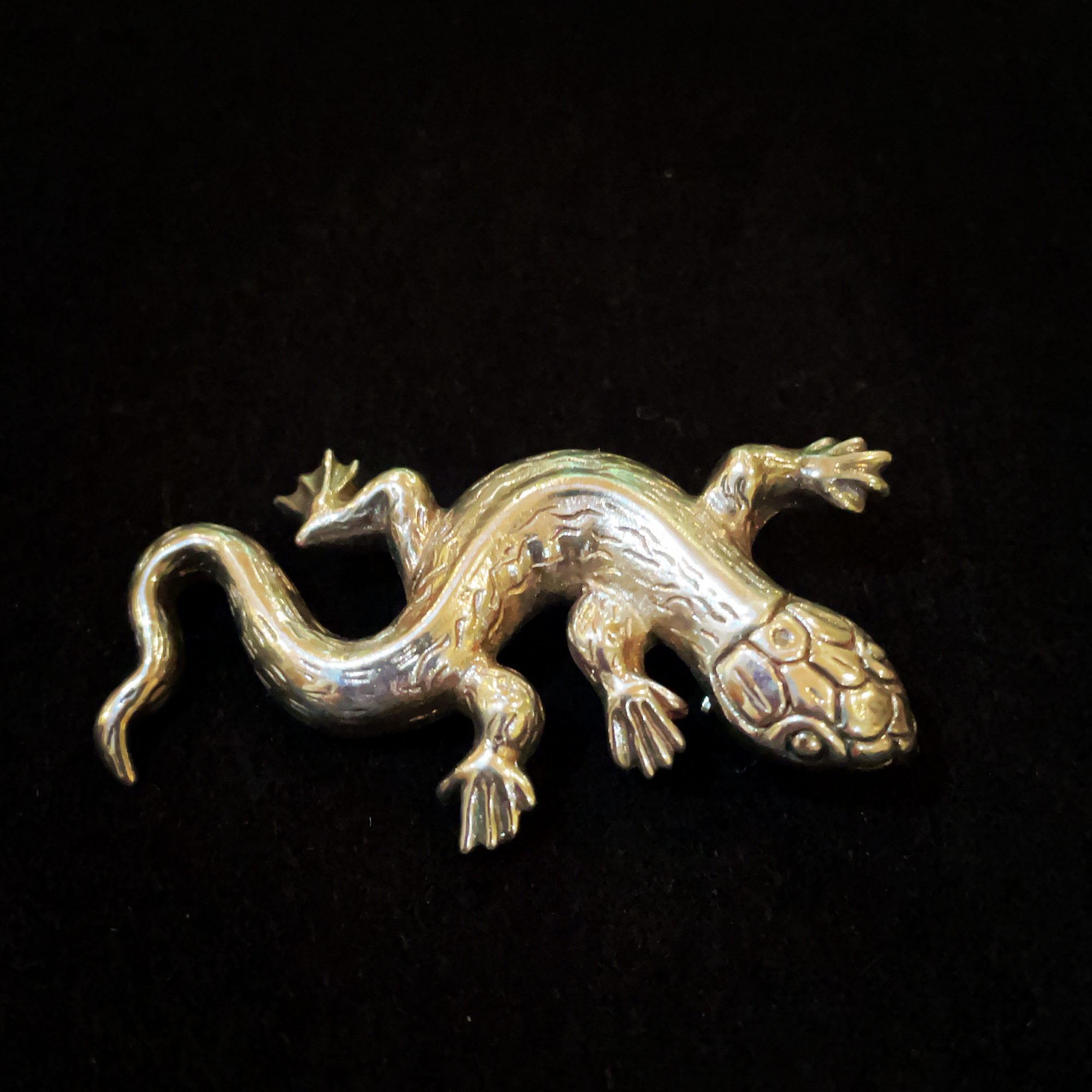 Sterling Silver Gecko Brooch - Gorgeous Gems