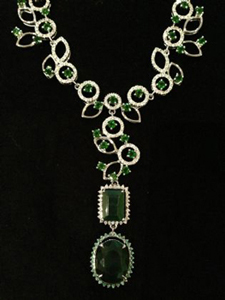 chrome diopside and serpentine necklace2